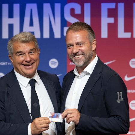 Laporta erklärt, warum Flick mit einer Verlängerung in Barcelona zögert