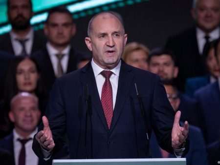 Bulgaria: Pro-Russian Radev leading after parliamentary vote, exit polls show
