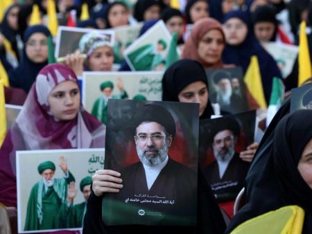 Iran war: Standoff at Hormuz casts shadow over Iran ceasefire talks