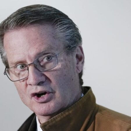 Burchett on aliens: ‘You’d be up at night’ if ‘the things that I’ve seen’ are released