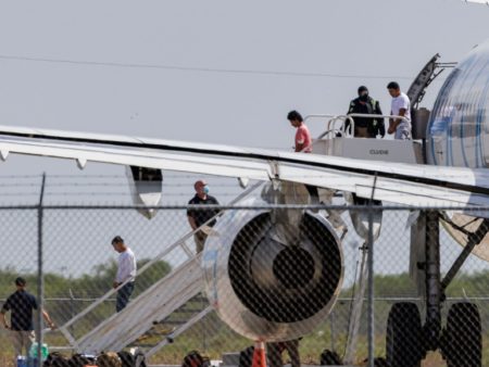 Paraguay plans to accept 25 third-country migrant deportees from US