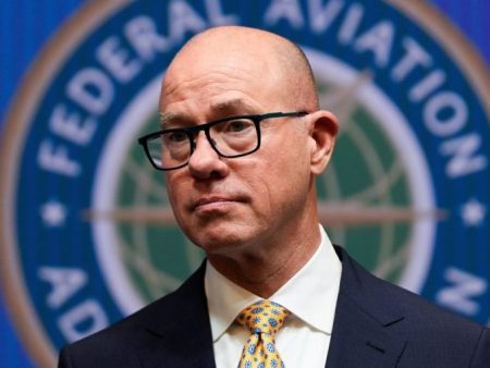 Senate Democrats call for investigation into FAA chief stock divestiture
