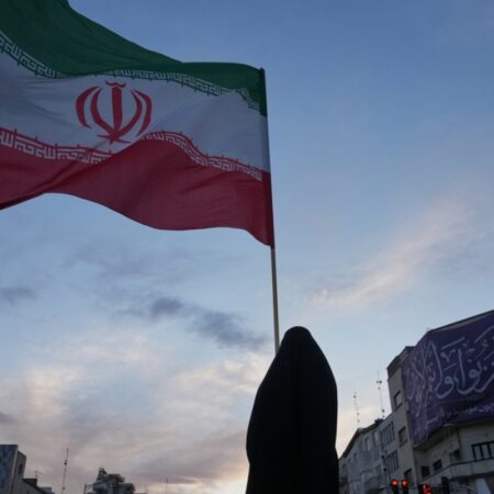 Democrats blast Trump for Iran ‘war crimes’ threat; Republicans supportive