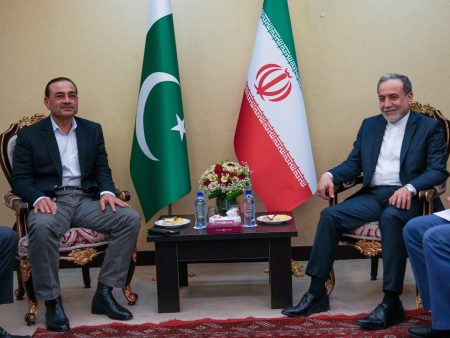 Hopes grow for a breakthrough in US-Iran talks as Pakistan mediates