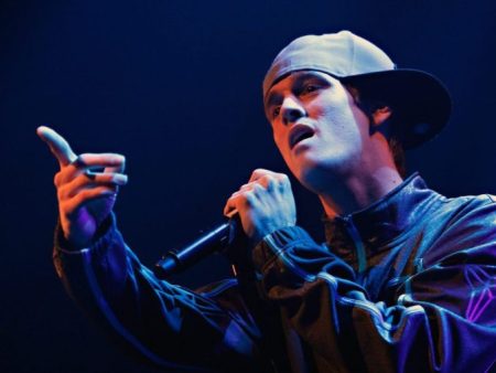 Aaron Carter’s mom creates GoFundMe to get singer star on the Walk of Fame