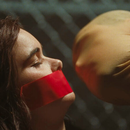 ‘Faces of Death’ Review: Barbie Ferreira and Dacre Montgomery in a Gratuitous Horror Remake