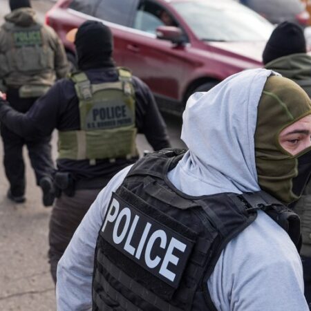 In fight against ICE facemasks, Black Democrats point to history