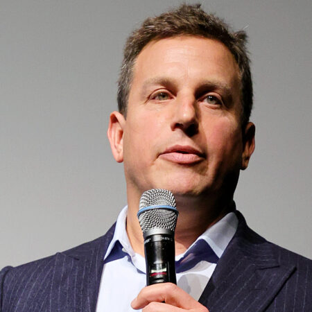 Starz CEO Sees Pay Total $6.7 Million