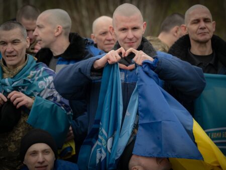 Ukraine and Russia swap 175 war prisoners as Easter ceasefire starts