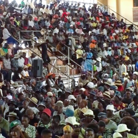 Zimbabweans fear planned constitutional change will kill political choice