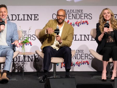 ‘Scrubs’ Star Sarah Chalke Has Strong Opinions On Whether J.D. & Elliot Will Hook Up – Contenders TV