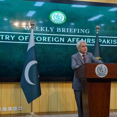 Pakistan to continue with Iran-US mediation despite ‘obstacles’