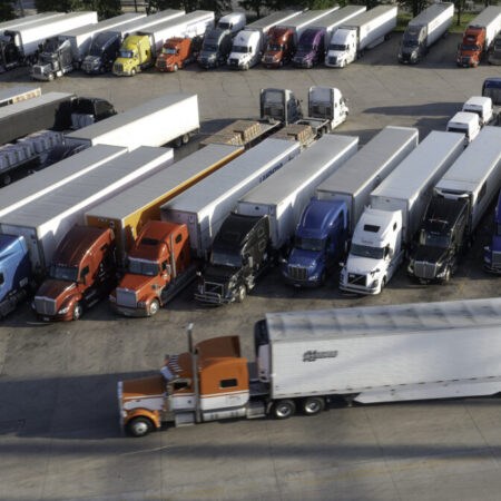 FMCSA study on truck parking squeeze launched, seeks comments