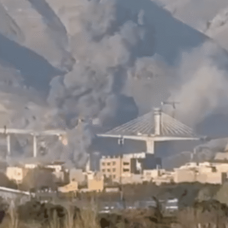 US-Israeli strike hits newly opened B1 bridge near Tehran, killing two