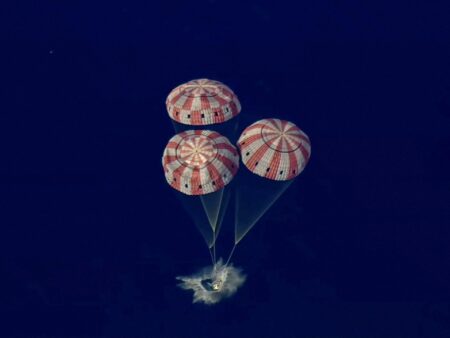 Moment Artemis II splashes down after moon mission