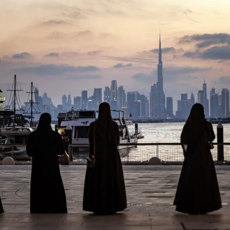 Hormuz uncertainty mars fragile US-Iran ceasefire