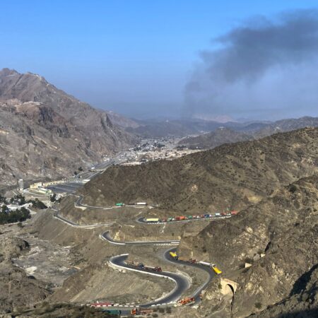 Pakistan, Afghanistan hold talks in China to end months of conflict