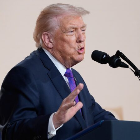 Trump unveils 100-percent tariff on drugs to push for pharmaceutical deals