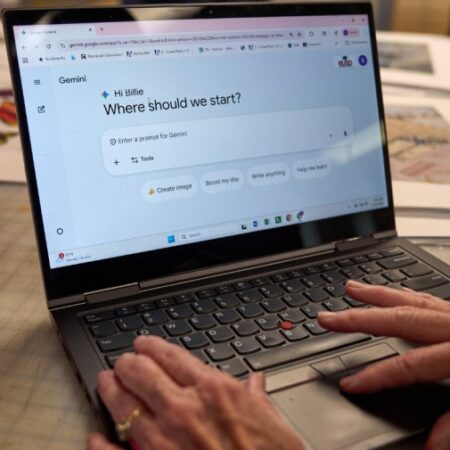 Almost half of college students have considered changing majors due to potential AI impact: Polling