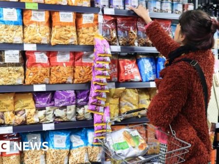 UK economy grew faster than expected ahead of Iran war