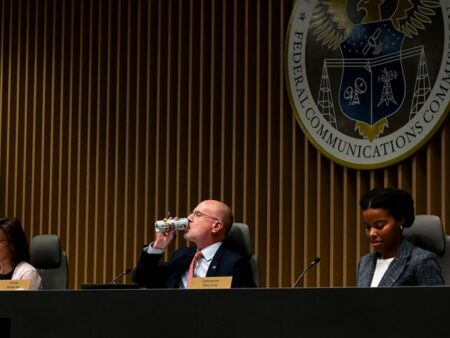 FCC eyes changes to live sports broadcast rules amid fan frustration 