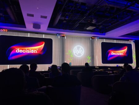 Project44 unveils fleet of AI agents at customer event Decision44