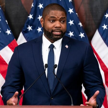 Donalds dominates Florida GOP gubernatorial race: Poll