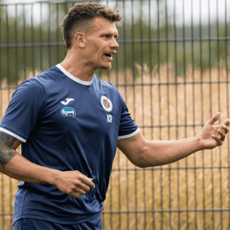 Vom Platz in den Viktoria-Staff: Rauhut bleibt als Torwarttrainer