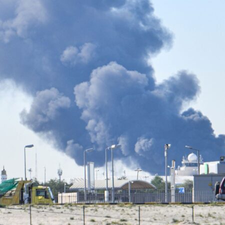 Iran attacks cause fire in Kuwait, Bahrain; kill man in UAE