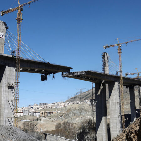 New video reveals moment US-Israeli munitions impact Iranian bridge