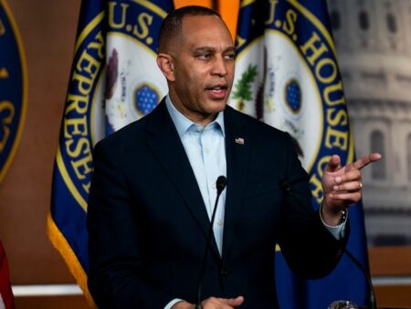 Democrats to try limiting Trump Iran war powers during House pro forma session