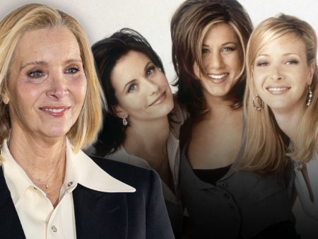 Lisa Kudrow Calls Out “Mean Stuff Going On Behind The Scenes” Of ‘Friends’ & Writers Discussing “Sexual Fantasies” With Her Female Co-Stars