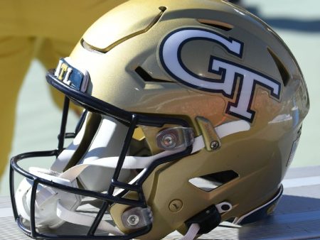 IU transfer Mendoza ‘the guy’ in Ga. Tech QB fight