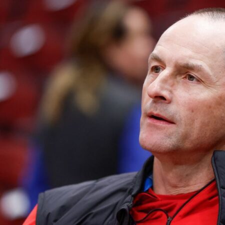 Bulls fire Karnisovas, GM Eversley after 6 seasons