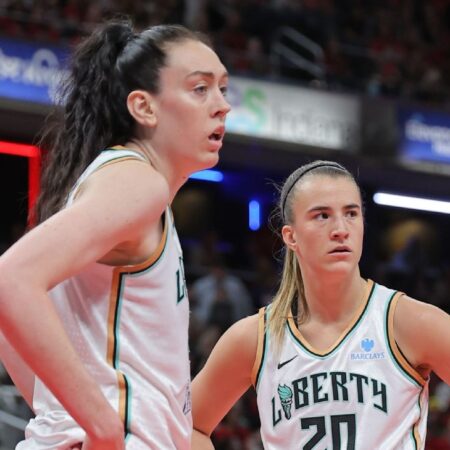 Stewart, Ionescu say they’ll re-sign with Liberty
