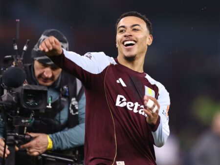 Transfer rumors, news: Four Premier League clubs want Villa star Rogers