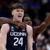 Mullins, projected 1st-round pick, to stay at UConn