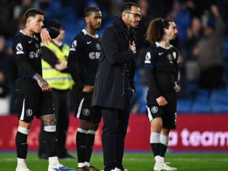 Rosenior slams ‘indefensible’ Chelsea in latest loss