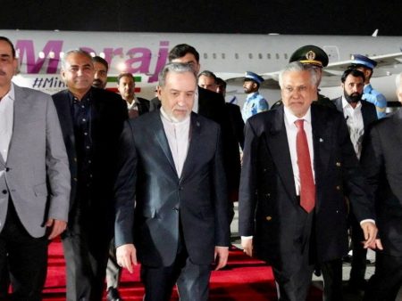 Iran’s foreign minister leaves Pakistan, heads to Russia for more talks