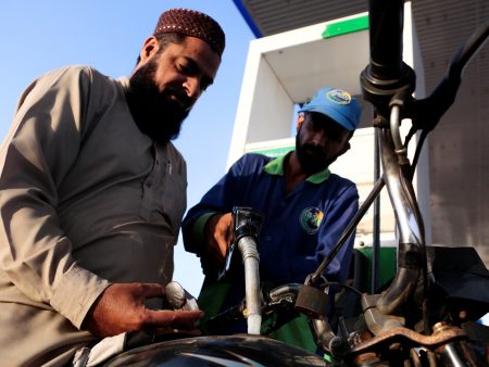Soaring fuel prices in Pakistan threaten economic and political crises