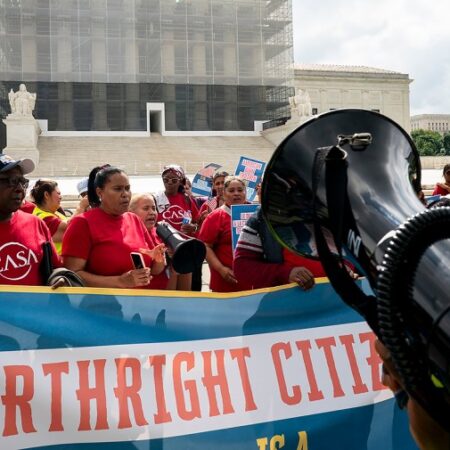 Live updates: Supreme Court hears birthright citizenship challenge with Trump in courtroom