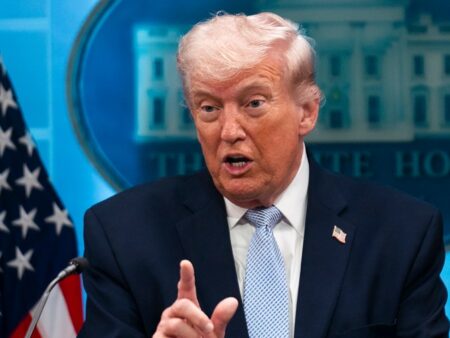 Trump slams conservative media figures over splitting with him on Iran