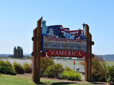 Polymarket Pushes to Bring Main Exchange Back to The US as CFTC Decision Looms