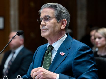 U.S. Warns China Over Iranian Oil as Sanctions Fight Intensifies