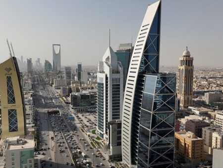 Saudi Arabia posts $33.5bn budget deficit amid drop in oil sales