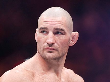 Sean Strickland threatens to confront Khamzat Chimaev in UFC 328 fighter hotel lobby