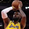 James stars as Lakers set up Thunder showdown