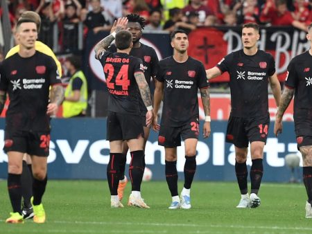 Geglückter Umbruch? Die “alten Meister” halten Bayer im Rennen