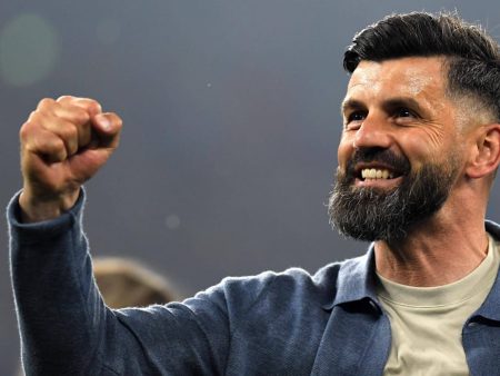 Nach emotionaler Rede: Schalke verkündet Muslic-Verlängerung