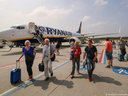 How the Iran war is hurting travelers, airline industry